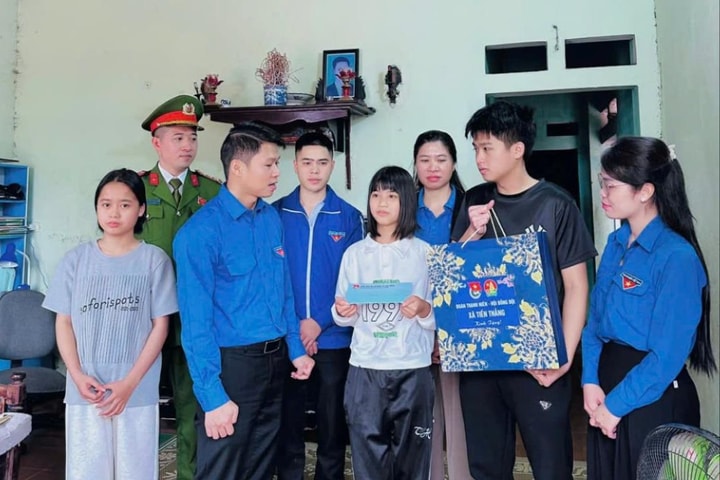 Thanh niên xã Tiến Thắng xung kích, tình nguyện vì cộng đồng