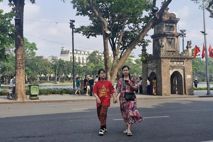 Hà Nội không mưa, trời chuyển nắng
