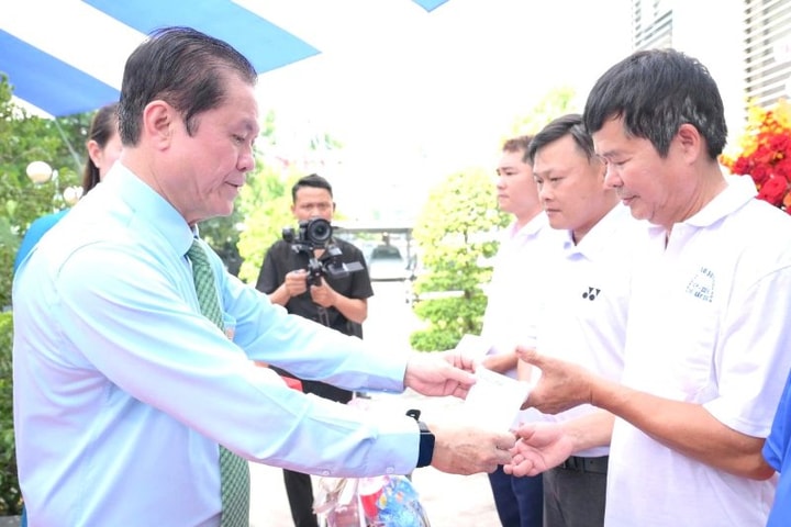 Ngành cao su: 100 “Mái ấm Công đoàn”, hàng trăm công nhân được hỗ trợ