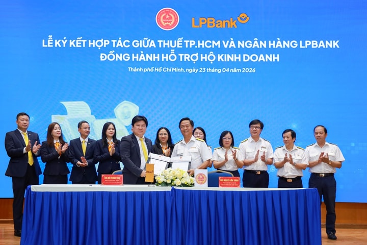 LPBank ký kết hợp tác với Thuế thành phố Hồ Chí Minh: Đồng hành hộ kinh doanh và cá nhân kinh doanh chuyển đổi số