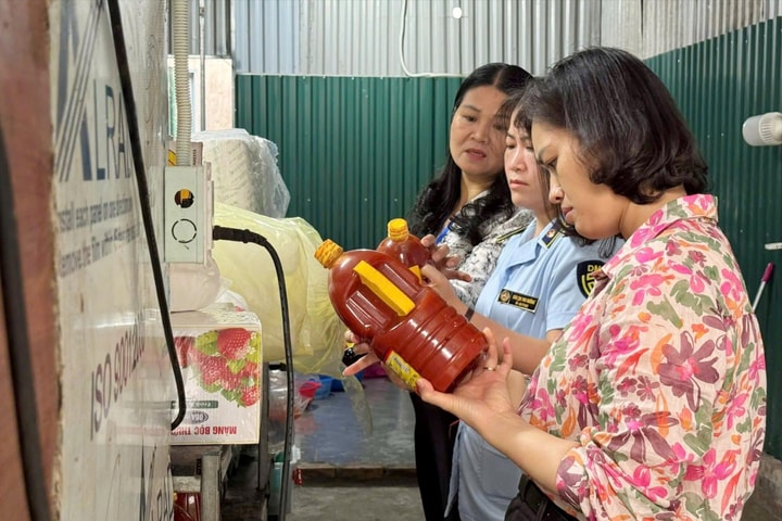 Xã Đan Phượng: Kiểm tra đột xuất an toàn thực phẩm hai cơ sở kinh doanh