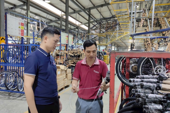 Xanh hoá và tiết kiệm năng lượng để doanh nghiệp tối ưu sản xuất