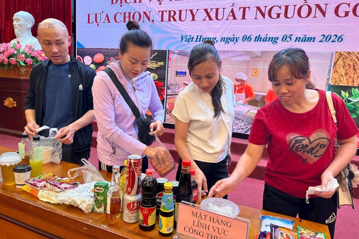 Phường Việt Hưng siết chặt an toàn thực phẩm từ trường học đến vỉa hè