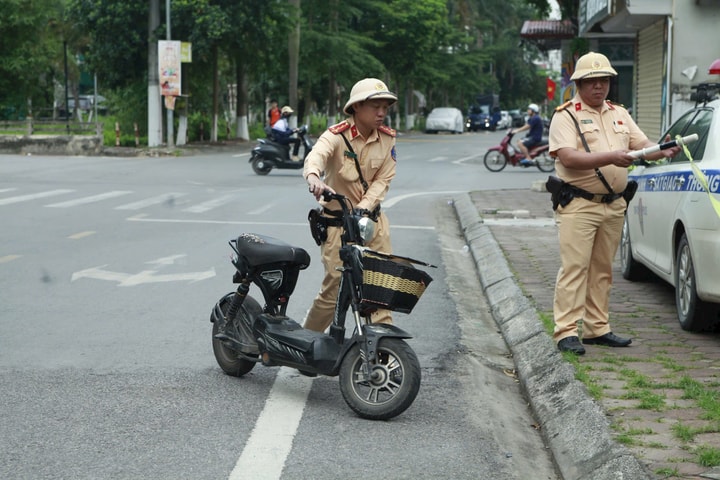 Đảm bảo an toàn giao thông học đường trước mùa thi