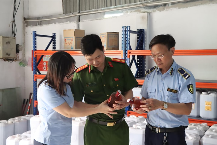 Công tác phòng chống buôn lậu, hàng giả còn bộc lộ một số khó khăn, vướng mắc