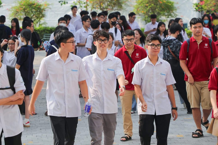 Đại học Quốc gia Hà Nội đổi mới giáo dục bậc THPT theo định hướng STEM