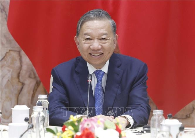 Tổng Bí thư, Chủ tịch nước Tô Lâm điện đàm trực tuyến với Tổng thống Liên bang Thụy Sĩ