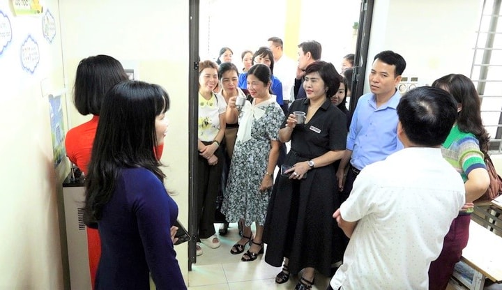 Bình Minh: Ra mắt mô hình nước sạch học đường tại Trường THCS Cao Viên