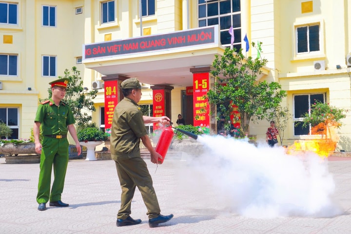 Phường Thanh Liệt tập huấn PCCC cho lực lượng cơ sở