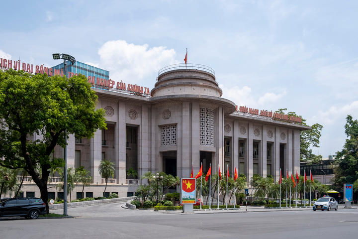 Người gửi tiền có thể được chi trả bảo hiểm trước khi ngân hàng phá sản