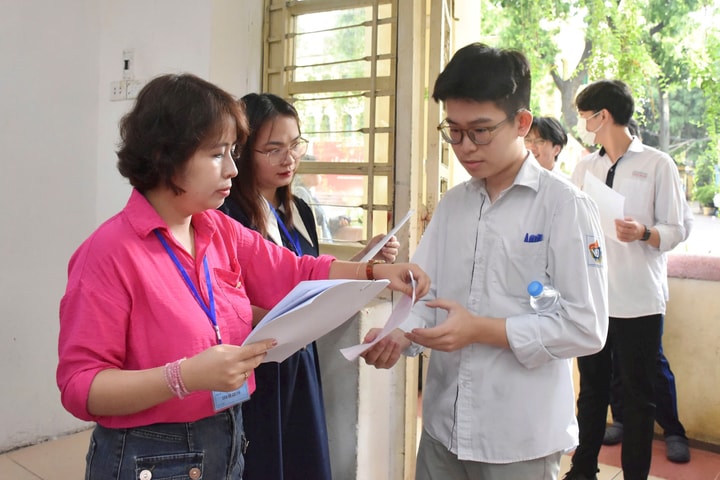 Công bố danh sách 222 điểm thi tốt nghiệp THPT năm 2026 tại Hà Nội