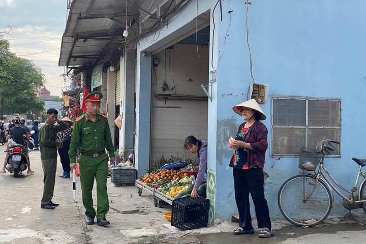 Tùng Thiện: Chuyển biến từ ý thức người dân trong lập lại trật tự đô thị
