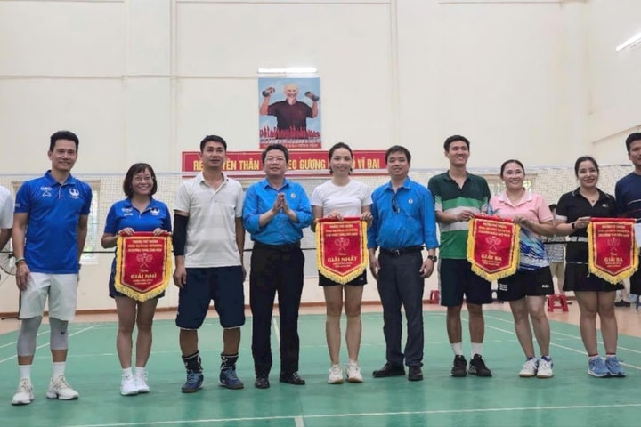 Sôi nổi Giải thể thao hưởng ứng Tháng Công nhân Phường Phú Thượng