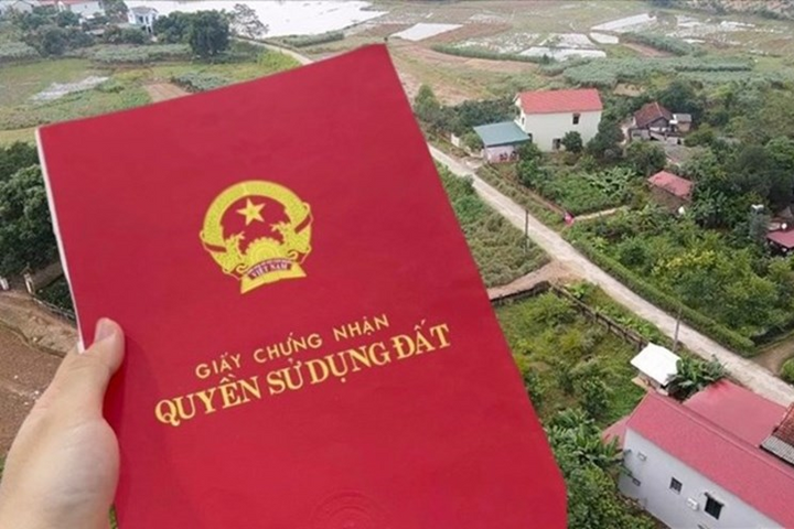 Phát hiện sổ đỏ cấp sai sau nhiều năm, hết thời hiệu khởi kiện thì xử lý thế nào?