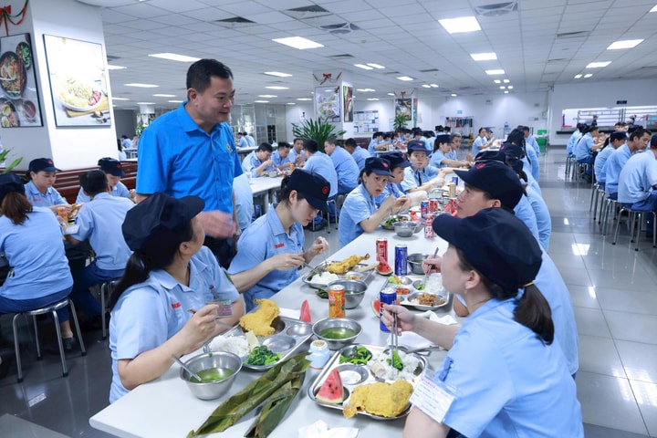 Công đoàn kiến nghị tăng ngày nghỉ lễ, giảm giờ làm việc cho người lao động