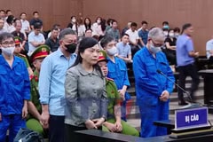 [Podcast] Tin tức ngày 21-5: Viện Kiểm sát đề nghị cựu Bộ trưởng Nguyễn Thị Kim Tiến 5-6 năm tù