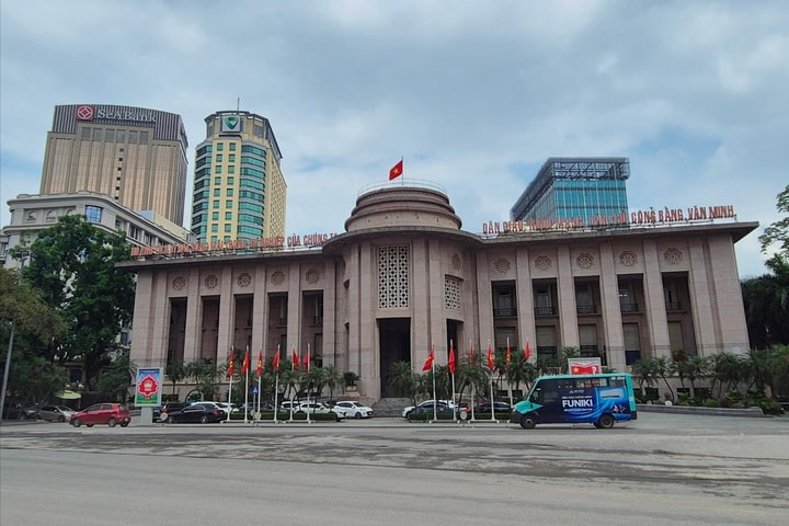 Hạ nhiệt lãi suất ngân hàng, hỗ trợ thúc đẩy tăng trưởng kinh tế