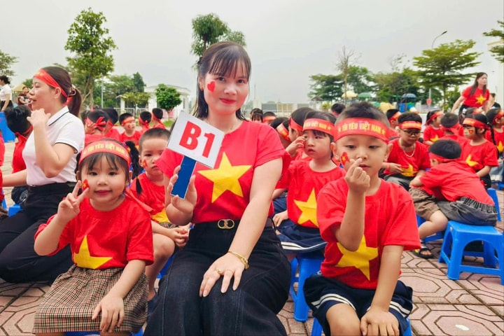 Cô giáo mầm non truyền cảm hứng bằng tình yêu thương và công nghệ