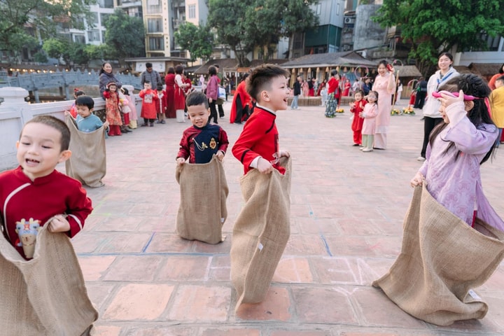 [Podcast] Tin tức ngày 25-5: “Một ngày rong chơi” - sân chơi dân gian hút khách dịp Quốc tế thiếu nhi