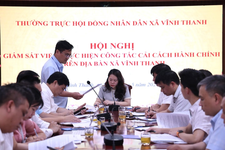 HĐND xã Vĩnh Thanh thực hiện giám sát công tác cải cách hành chính trên địa bàn