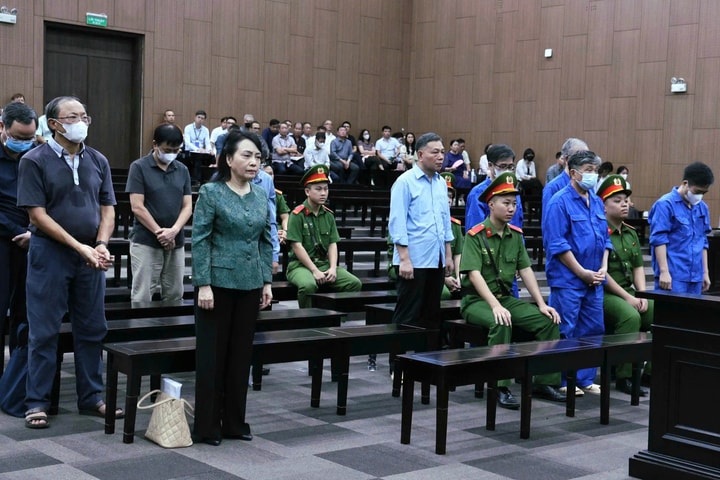 Cựu Bộ trưởng Nguyễn Thị Kim Tiến nhận 6 năm tù