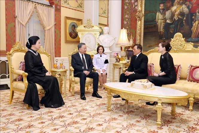 Tổng Bí thư, Chủ tịch nước Tô Lâm và Phu nhân hội kiến Nhà Vua Thái Lan Maha Vajiralongkorn và Hoàng hậu