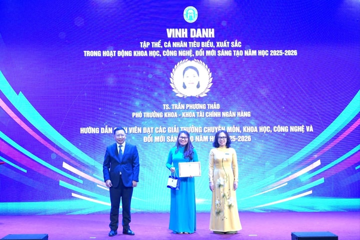 Học tập suốt đời - “tấm hộ chiếu” để người trẻ không bị bỏ lại phía sau