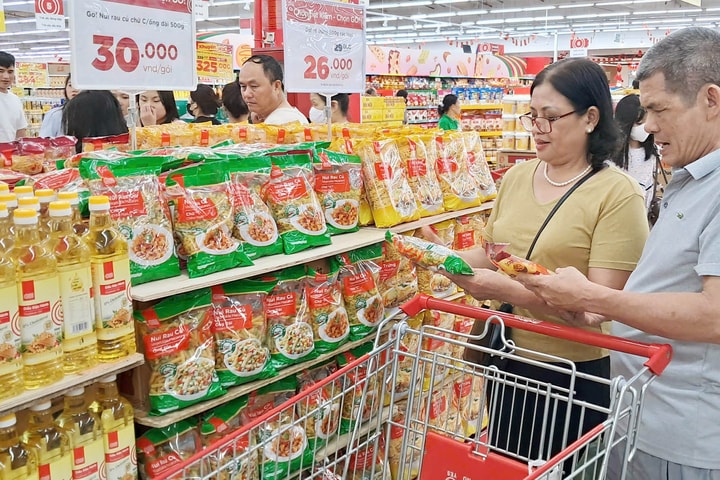 Bán lẻ tăng tốc kích cầu, tạo lực đẩy cho tăng trưởng 2 con số
