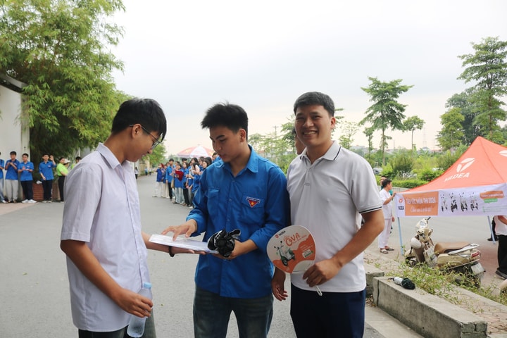 Quốc Oai: Ngày thi đầu tiên vào lớp 10 diễn ra an toàn, không có thí sinh vi phạm quy chế