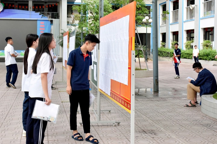 Gần 17.000 lượt thí sinh dự thi vào lớp 10 chuyên tại Hà Nội