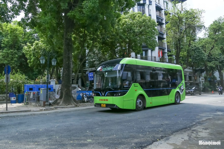 Hoàn trả mặt đường tại nhiều công trình chống úng ngập