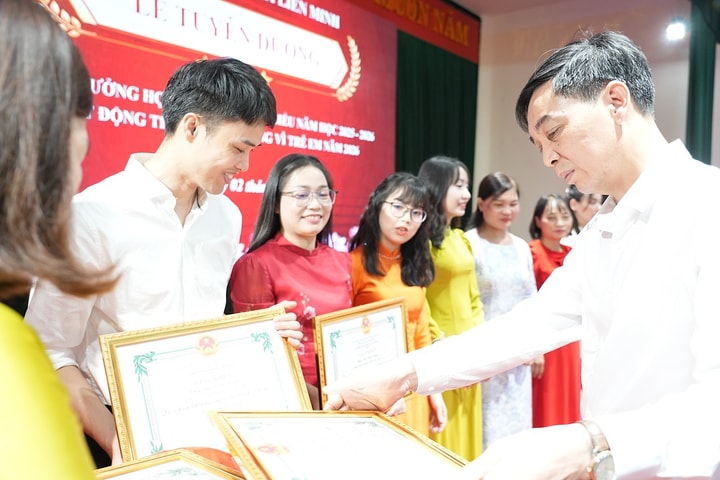 Xã Liên Minh tuyên dương 103 học sinh tiêu biểu