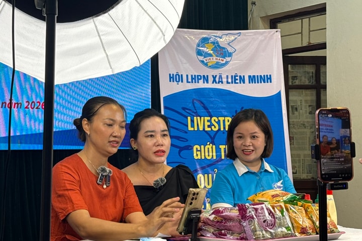 Khi người phụ nữ nông thôn bước vào “phiên chợ số”