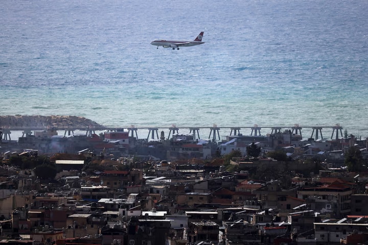 Lebanon điều tra hãng hàng không quốc gia trong bối cảnh xung đột