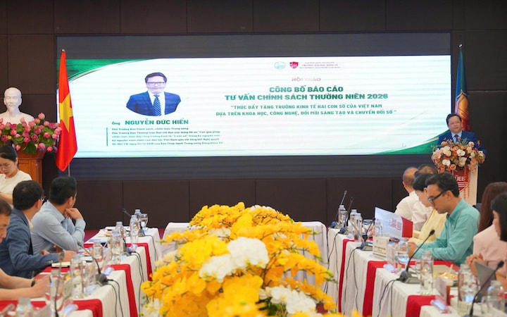 Thúc đẩy tăng trưởng kinh tế dựa trên đổi mới sáng tạo và chuyển đổi số