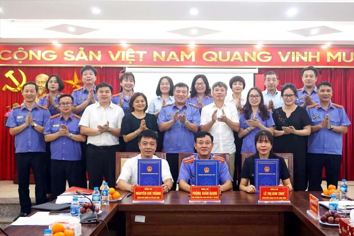 Viện Kiểm sát nhân dân và Bảo hiểm xã hội phối hợp bảo vệ quyền lợi người lao động