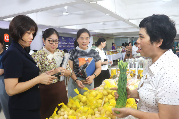 Phường Bạch Mai đặt mục tiêu thu nhập bình quân đầu người 181 triệu đồng/năm