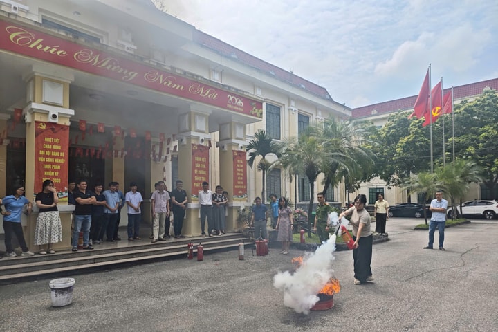 Tăng cường kỹ năng phòng cháy chữa cháy cho 80 đội viên chữa cháy cơ sở