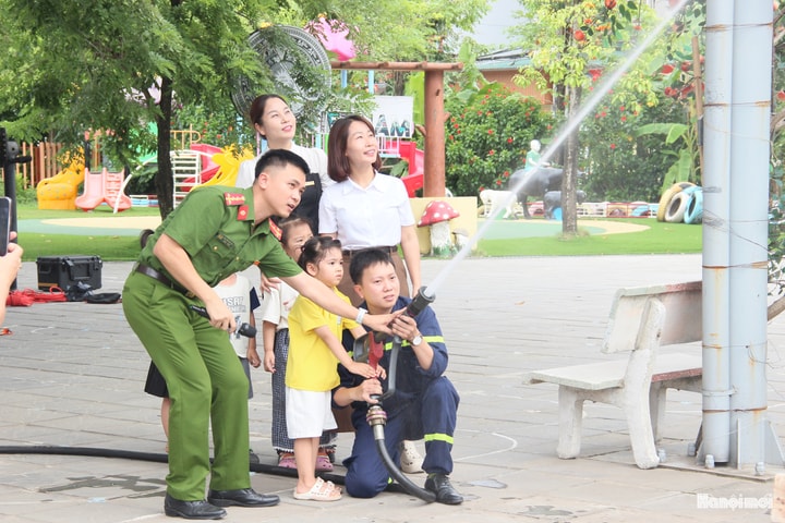Xã Vĩnh Thanh: Rèn cho trẻ kỹ năng thoát hiểm khi có hỏa hoạn