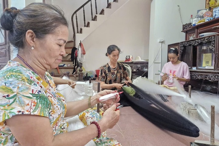 Xã Phú Xuyên: Giữ nghề đan lưới truyền thống, thúc đẩy phát triển kinh tế