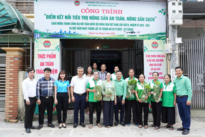 Ra mắt điểm kết nối tiêu thụ nông sản an toàn tại xã Thuận An