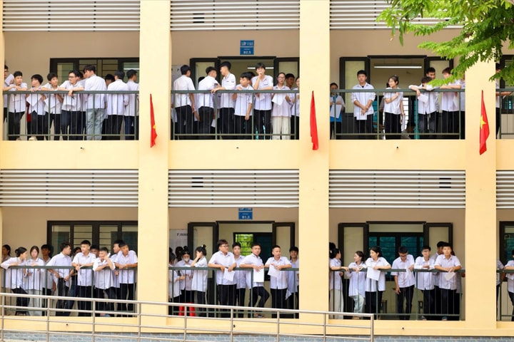Kỳ thi tốt nghiệp THPT 2026: 27 thí sinh vi phạm quy chế trong ngày thi đầu tiên