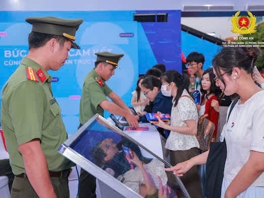 Hàng chục nghìn người trải nghiệm “Bức tường an ninh mạng”