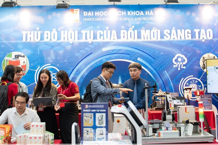 Hoàn thiện “bộ lục nghị quyết”, Hà Nội tạo nền tảng mới cho khoa học, công nghệ và đổi mới sáng tạo
