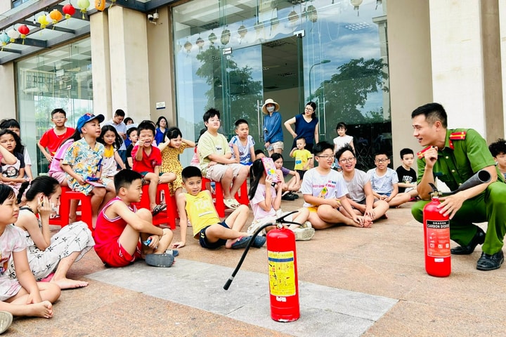 Mùa hè bổ ích của trẻ em phường Hoàng Mai