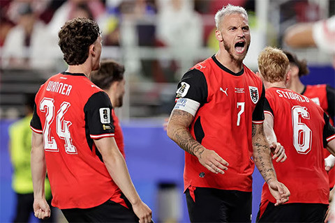 World Cup 2026: Arnautovic lập cú đúp, Áo thắng nhọc nhằn Jordan ngày ra quân