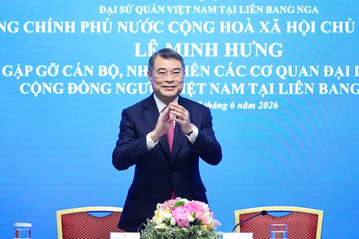 Thủ tướng Lê Minh Hưng gặp cộng đồng người Việt Nam tại Liên bang Nga