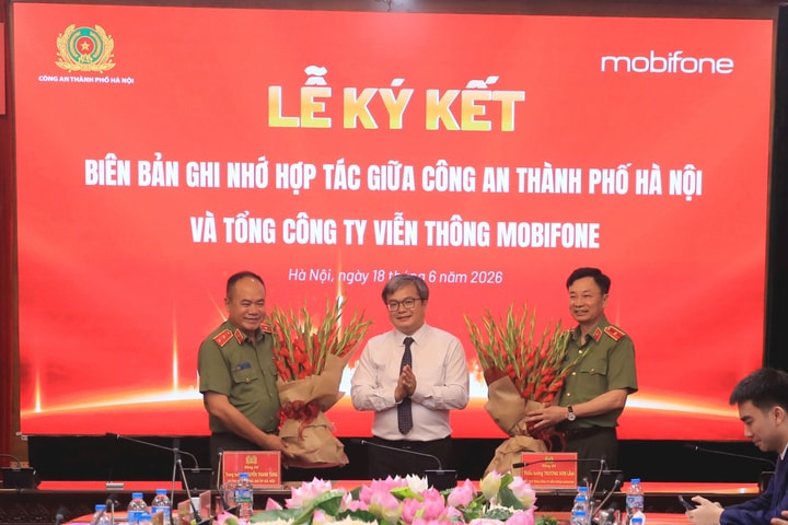 Công an Hà Nội và MobiFone hợp tác thúc đẩy chuyển đổi số, xây dựng đô thị thông minh