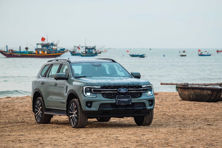 Ford Everest nâng cấp dải sản phẩm, đáp ứng đa dạng nhu cầu khách hàng