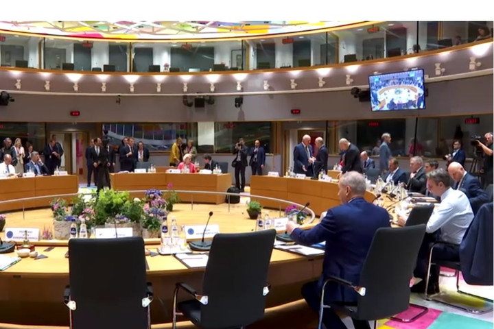 EU hướng tới thỏa thuận ngân sách 2.000 tỷ euro vào tháng 10